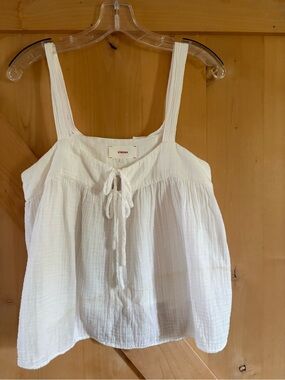 XiRENA White Gauze Tie-Front Blouse